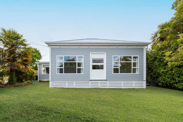 84 Cornwall Street Masterton_11