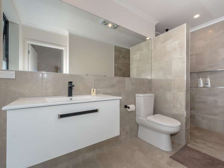 49 Mataroa Crescent Flagstaff_14