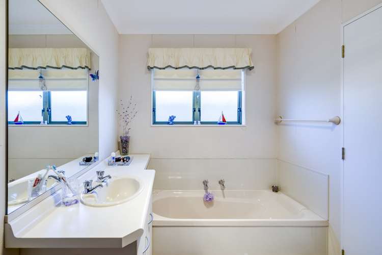 17 Pukekura Place Taradale_12