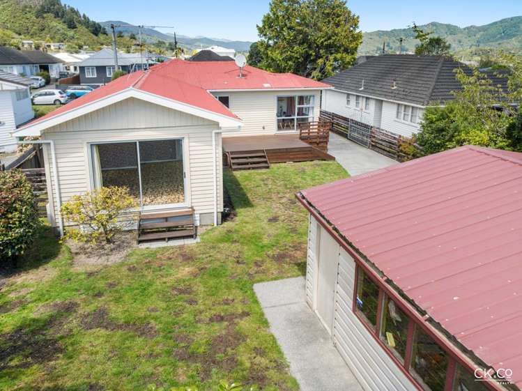 44 Russell Road Wainuiomata_19