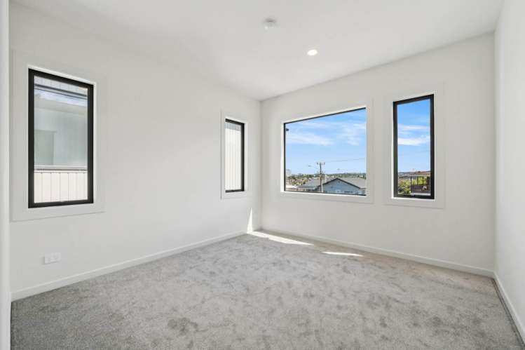 2C Rangitoto Terrace Milford_5