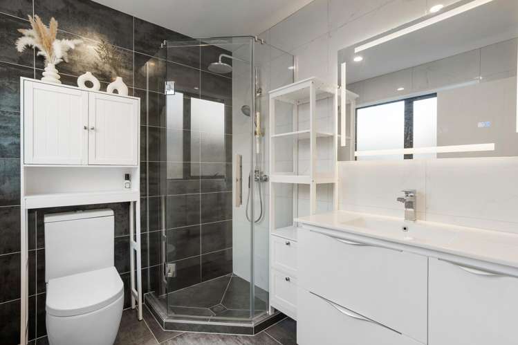 27B View Road Mount Eden_11