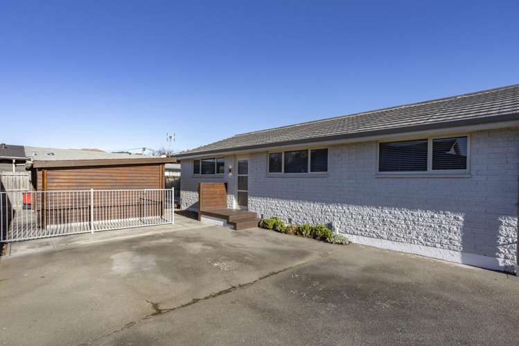 2/6 Timbertop Lane Saint Martins_1