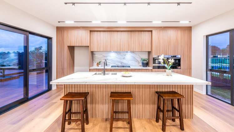 25 Meadows Drive Clevedon_2