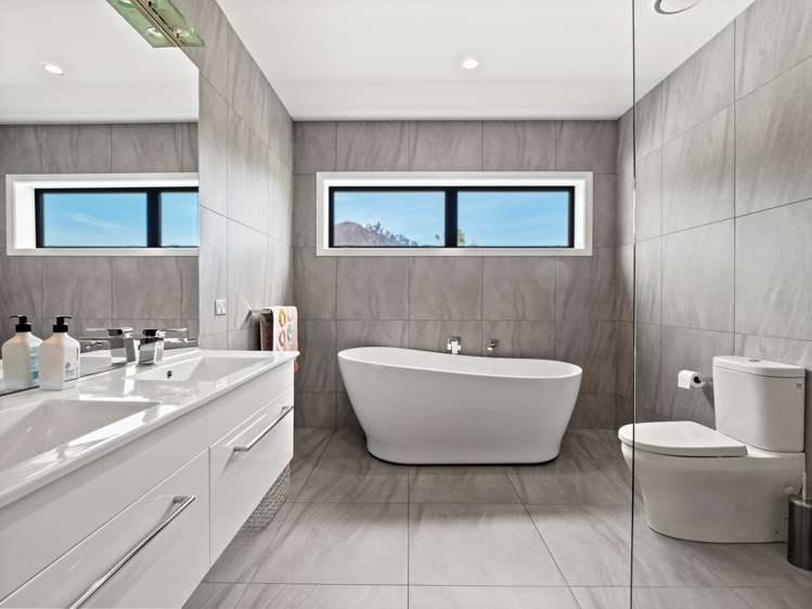 221 Lower Shotover Road Speargrass Flat_17