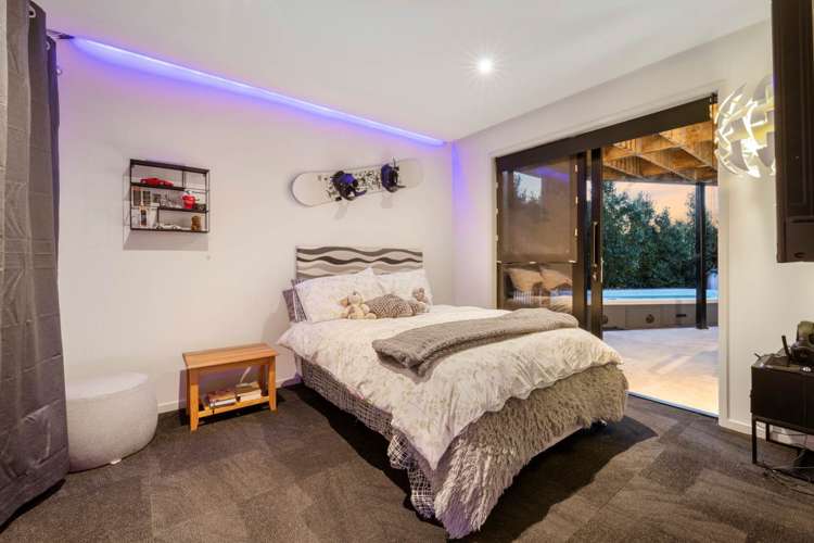 126b Sandspit Road Cockle Bay_17