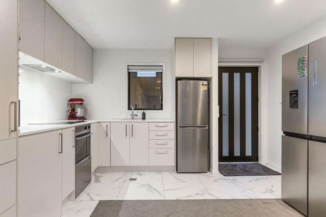 3/6 St Leonards Road Kelston_3