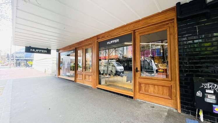 2/52 Cuba Street Wellington_5