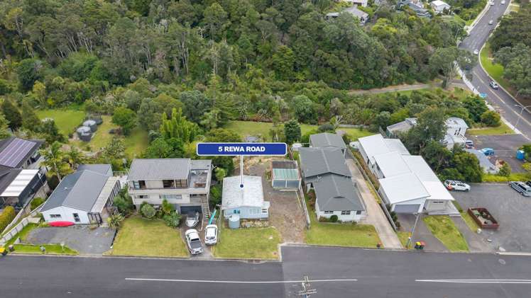 5 Rewa Road Maraetai_16