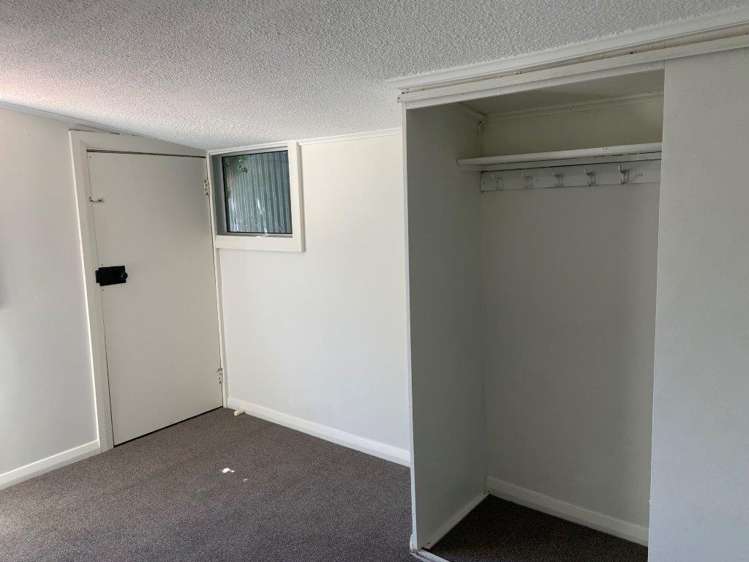 39 Pirie Crescent Moera_9