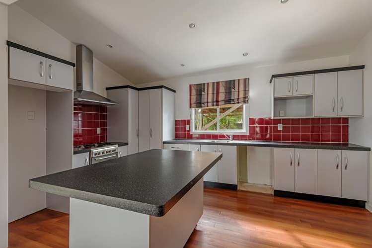 2 Kowhai Street Tokomaru_5