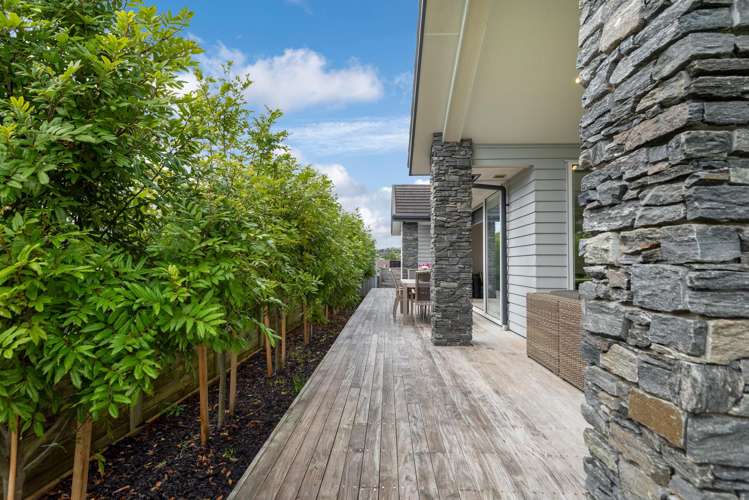4 Colonial Drive_2