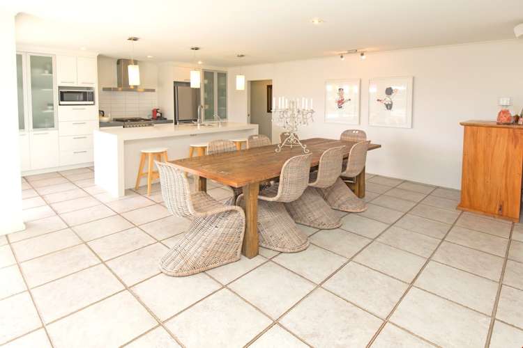 43 Hawaiian Parade Arkles Bay_11