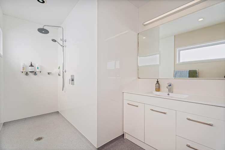 99 Captain Cook Road Cooks Beach_10