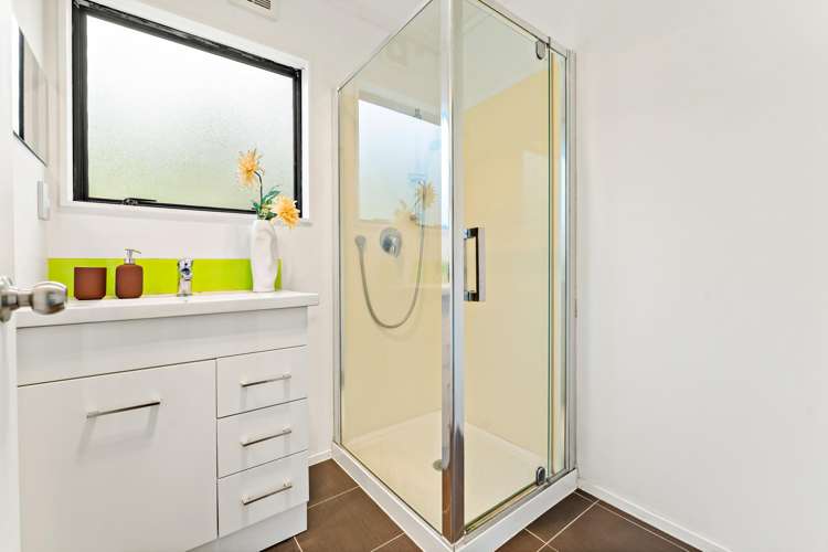 2/298 Glenfield Road Glenfield_11