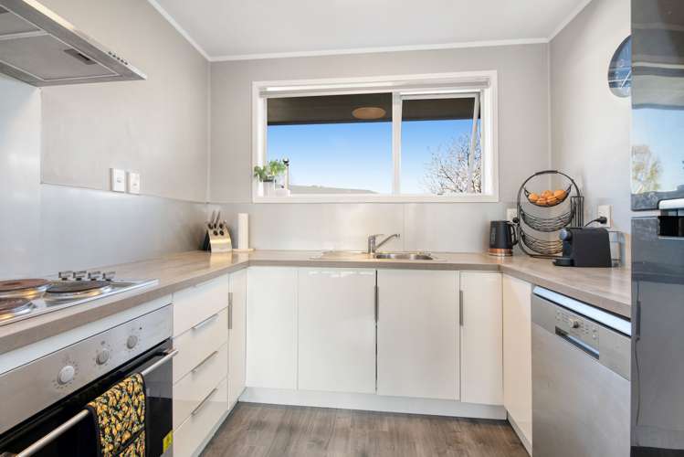 5 Poplar Road Stanmore Bay_5