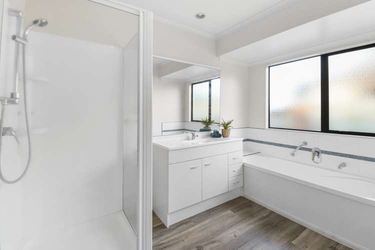 16 Crannich Place Wattle Downs_21