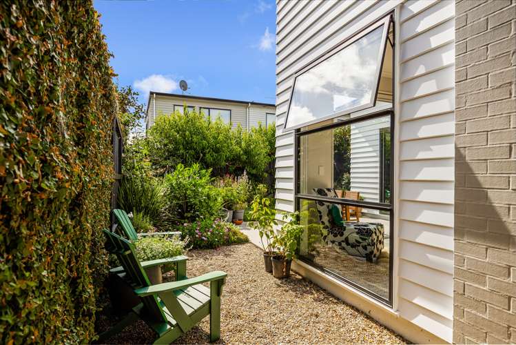 16 Sacred Kingfisher Road Hobsonville_11
