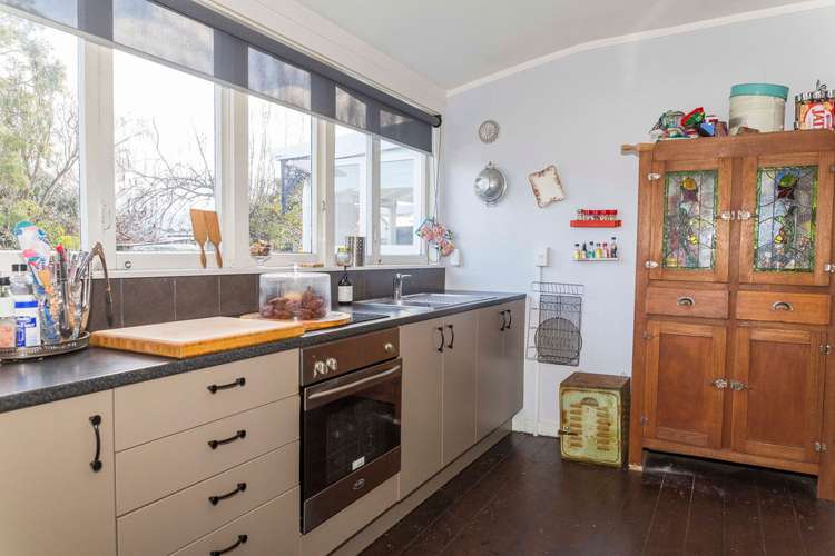 237 High Street Dannevirke_4