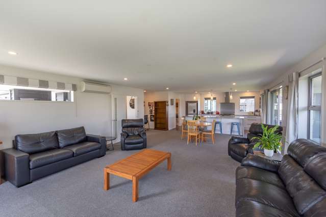 32 Jean Archie Drive Rolleston_2