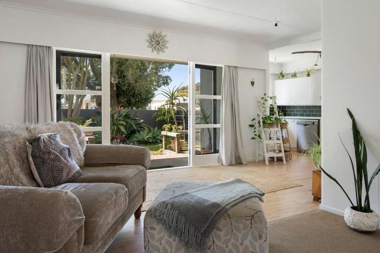 11 Roretana Drive Athenree_8