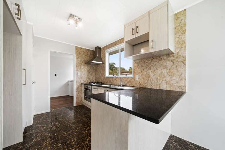 16A Mclean Avenue Papatoetoe_5