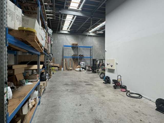 8/19 William Lewis Drive Sockburn_3