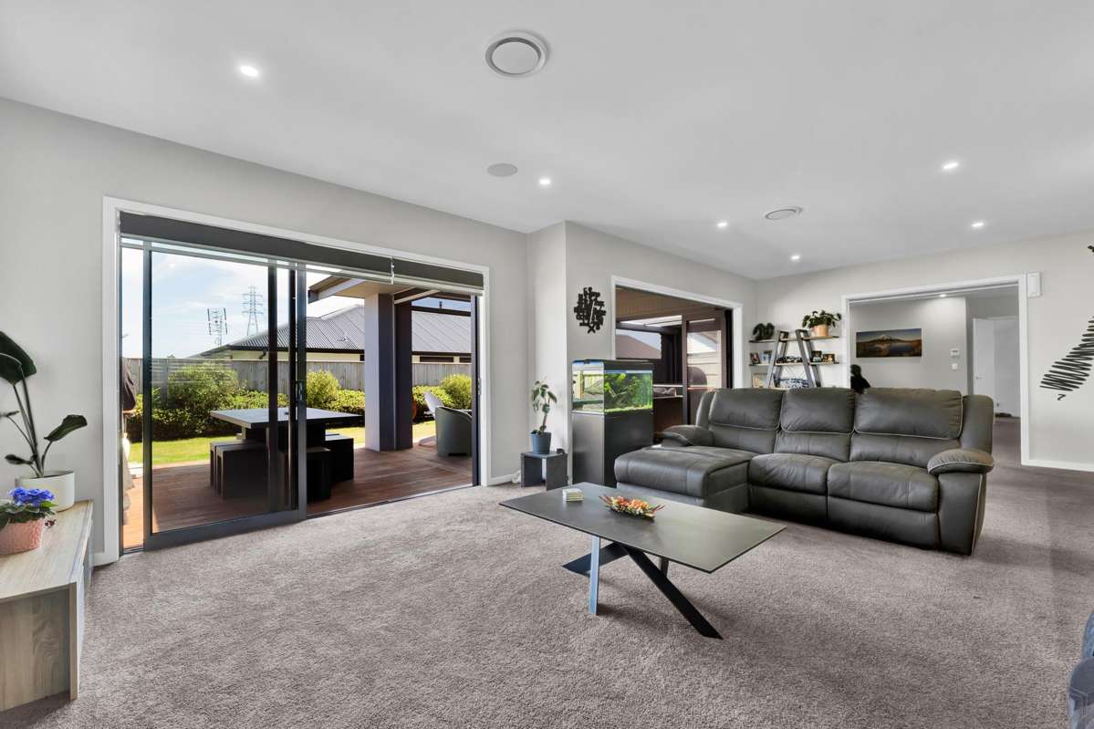 17 Honeyfield Drive_3