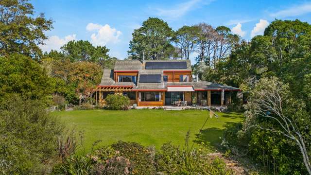 Coastal country living - seriously for sale