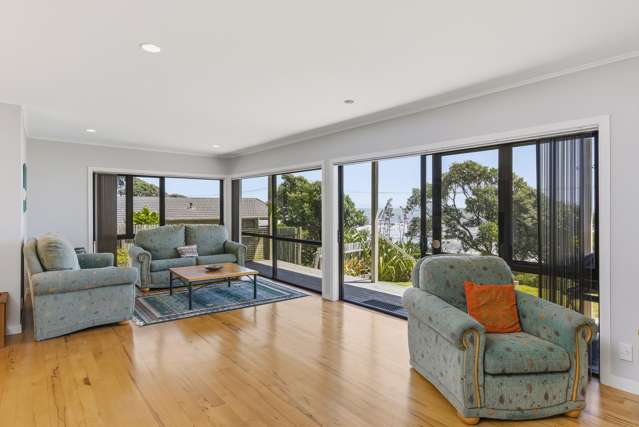 114 The Parade Paekakariki_4