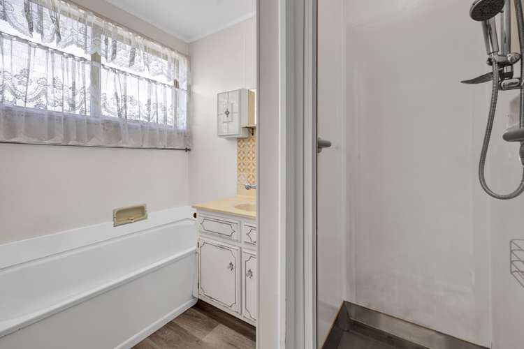 82 Grey Street Waitara_7