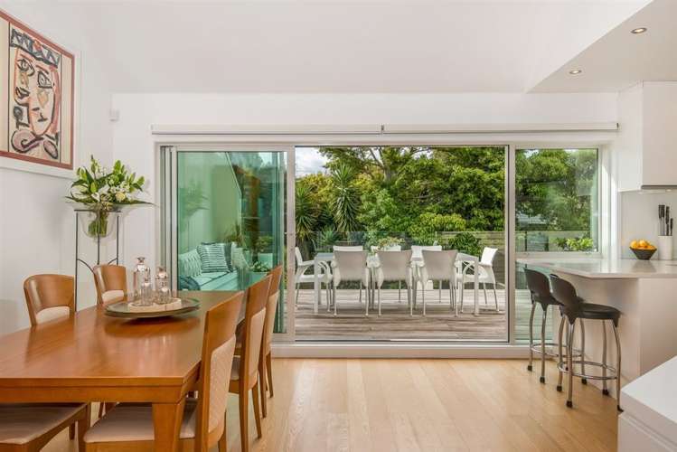 2/70 Raleigh Road Northcote_7