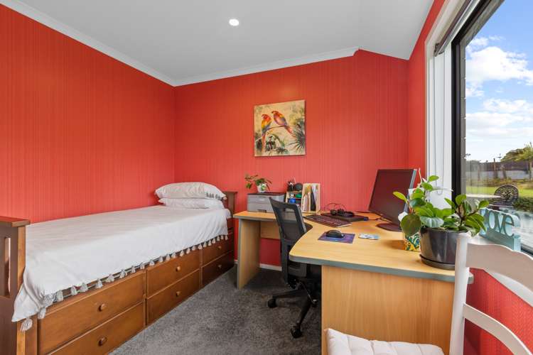 5 Cumming Street Okato_12