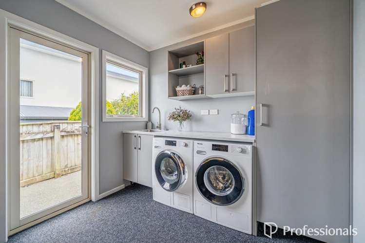 95 Redvers Drive Belmont_21