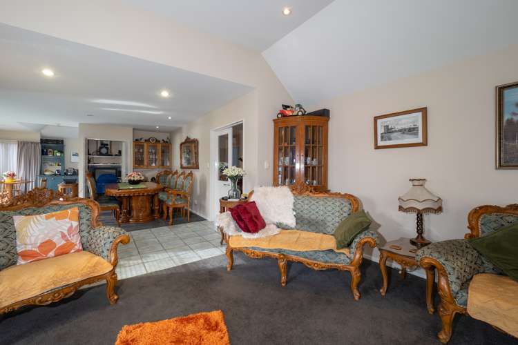 80 Pages Road Allenton_3