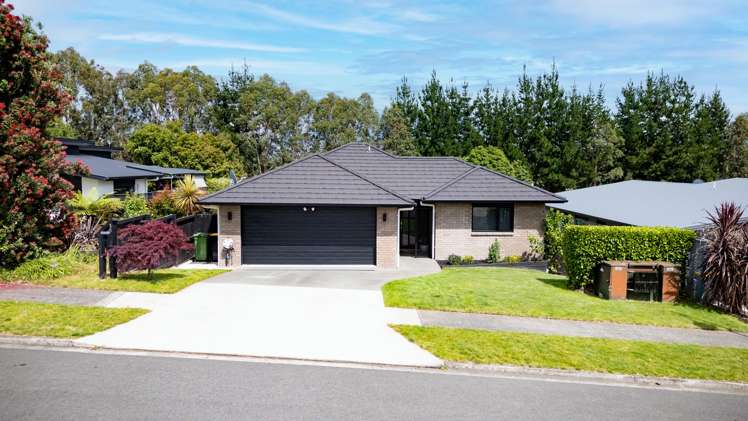 39 Alpers Ridge Leamington_23