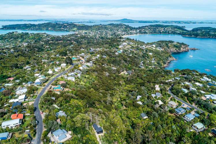 27 Hauraki Road Oneroa_26