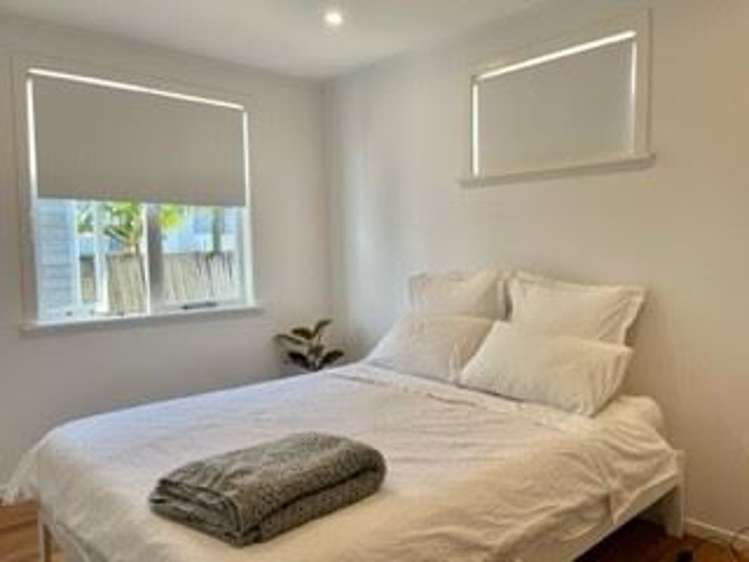 29 Sylvan Crescent Te Atatu South_11