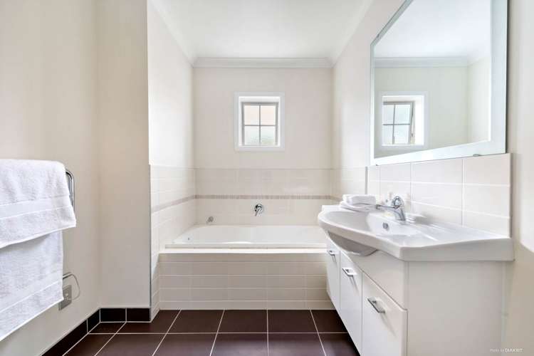 133 Valley Road Pukekohe_16