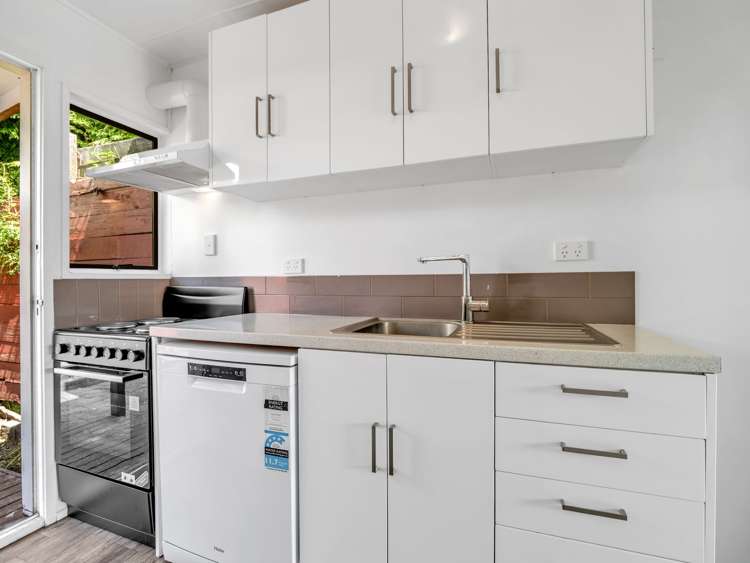 5/66 Robinson Avenue Holdens Bay_7