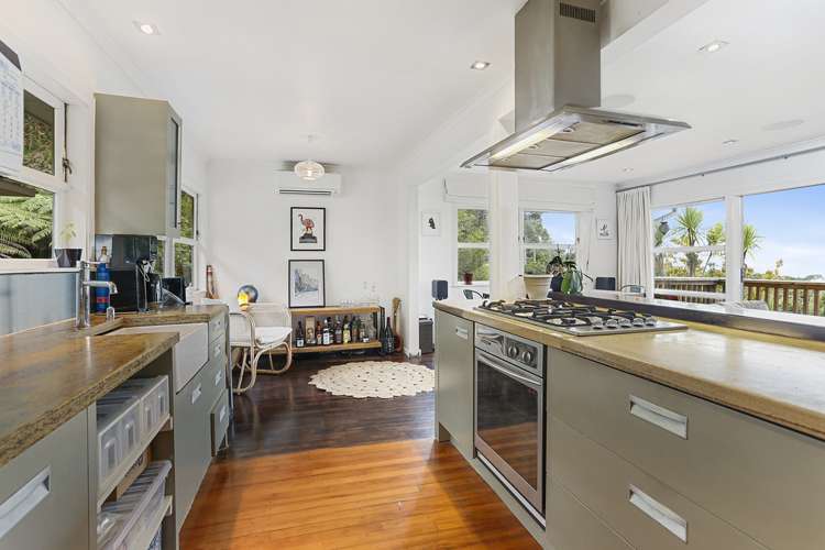 43 Takahe Road Titirangi_10