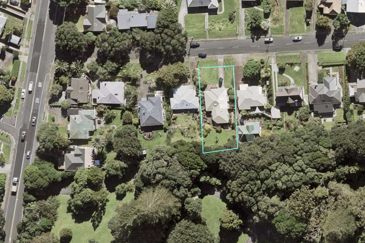 5 Budock Road Hillsborough_23