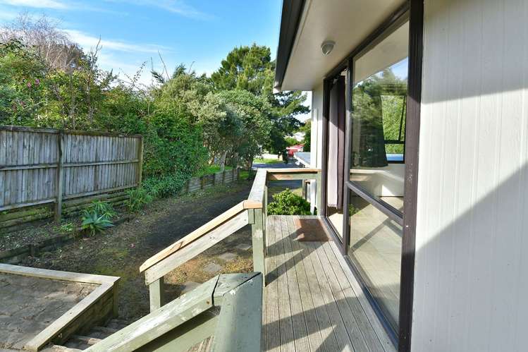 10 Shadon Place Stanmore Bay_5