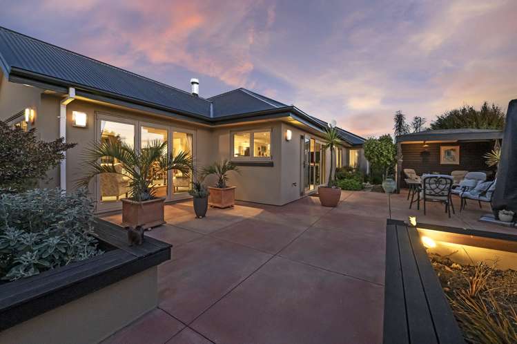 204 Southfield Drive Lincoln_5