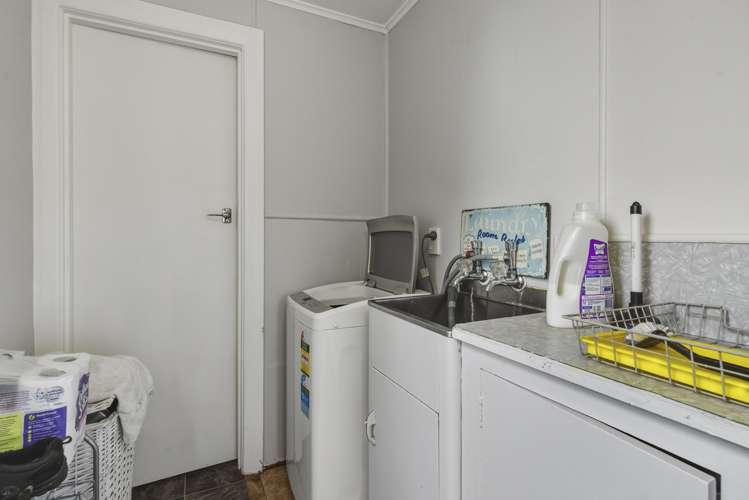 39 Carr Street North East Valley_11