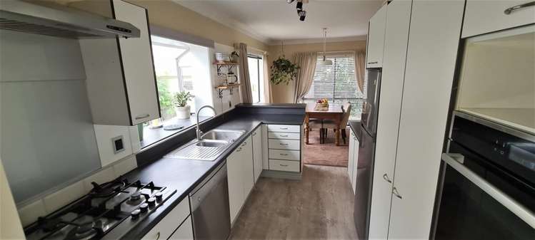 12 Gibbs Drive Woodend_11