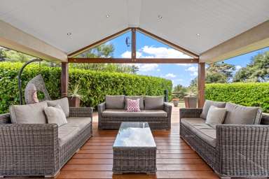 240 Three Oaks Drive_1