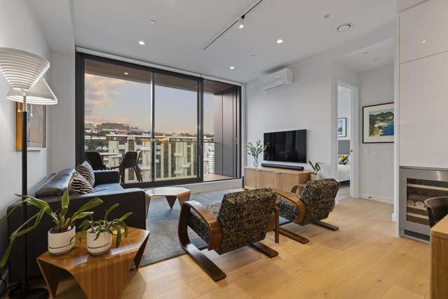 SOPHISTICATED PENTHOUSE LIVING