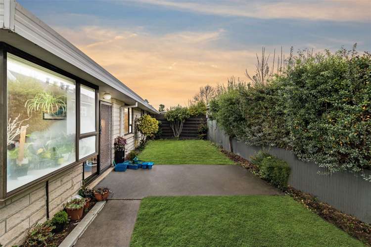 1/201 Harewood Road Papanui_21