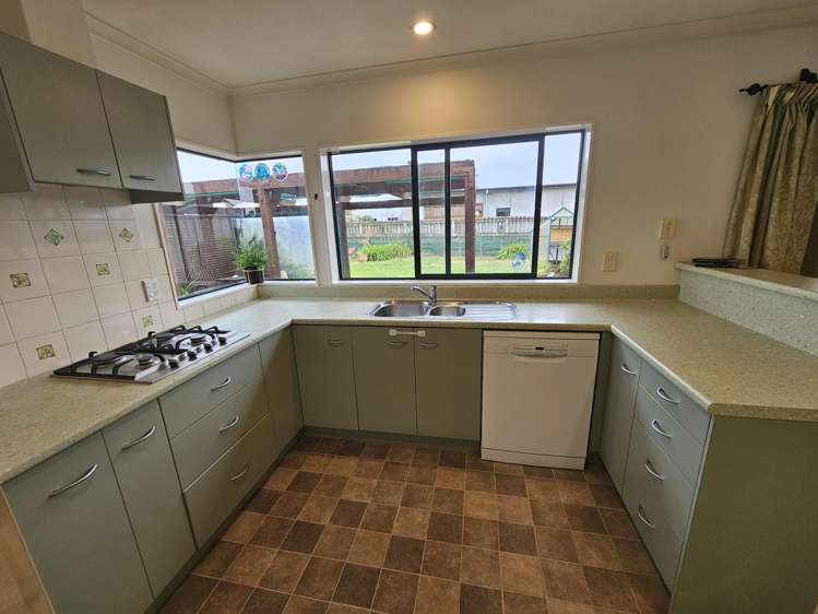 39 Kent Avenue Waitarere Beach_8